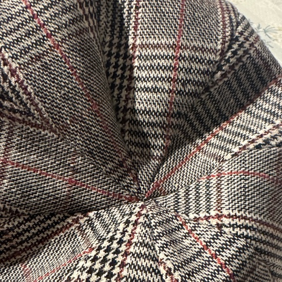 Plaid Newsboy Cap - Picture 5 of 5